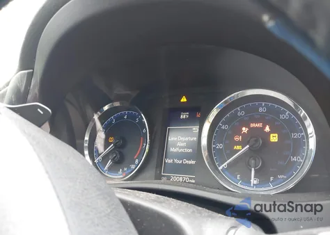 2019 Toyota Corolla Se from USA, damaged, VIN 5YFBURHE1KP879387